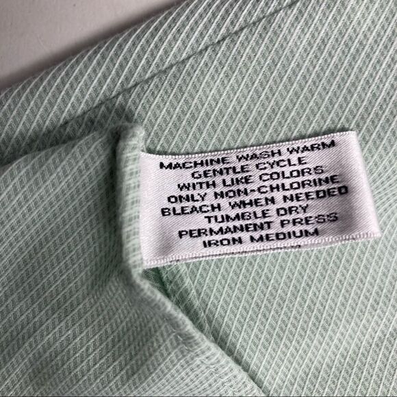 VAN HEUSEN Men’s Wrinkle Free Green Shirt Size 17 36/37 X Large Long Sleeve - Picture 5 of 10